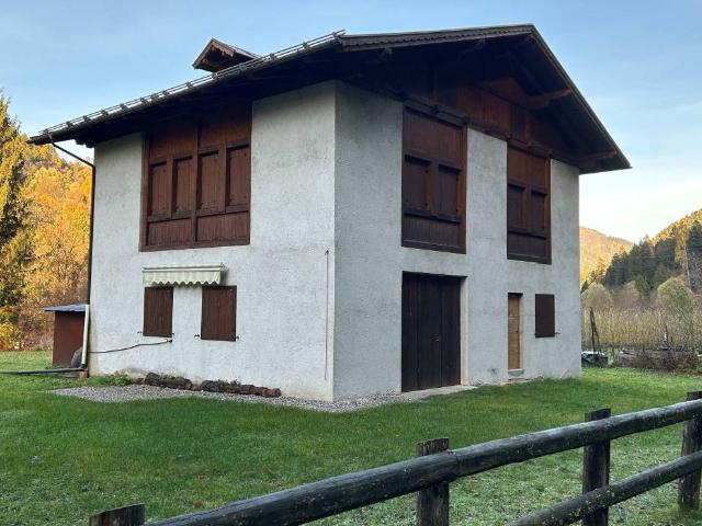 Rustico in vendita a Comunità della Valle di Sole, Caldes