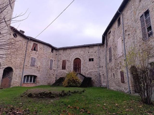 Rustico in vendita a Calestano, Reggio Emilia