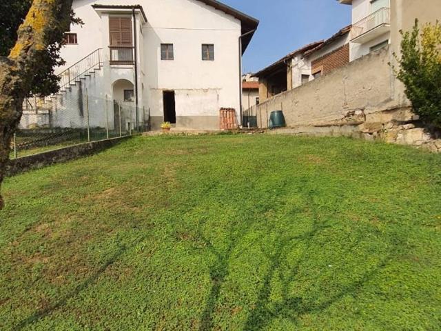 Rustico in vendita a Piemonte, Asti