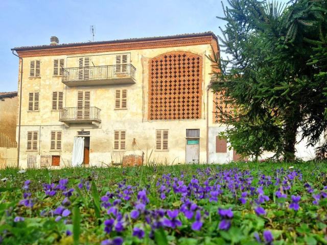 Rustico in vendita a Piemonte, Asti