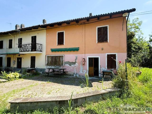 Rustico in vendita a Piemonte, Asti