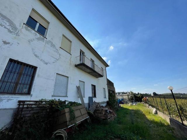 Rustico in vendita a Piemonte, Asti