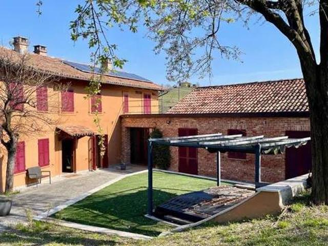 Rustico in vendita a Piemonte, Asti