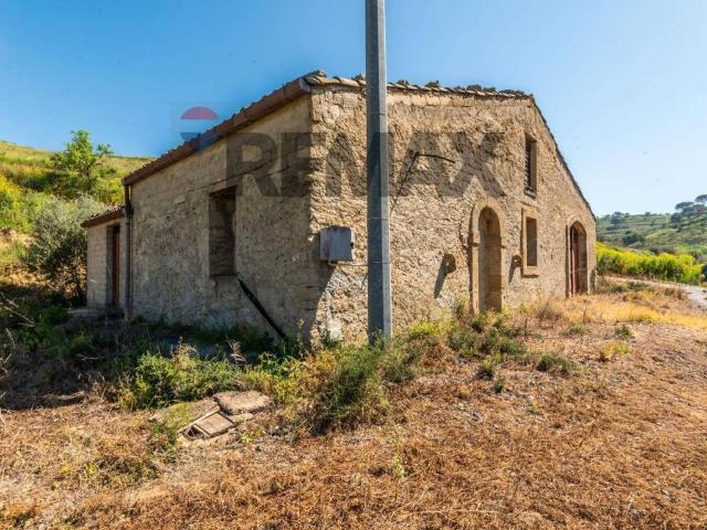 Rustico in vendita a Caltagirone, Sicilia