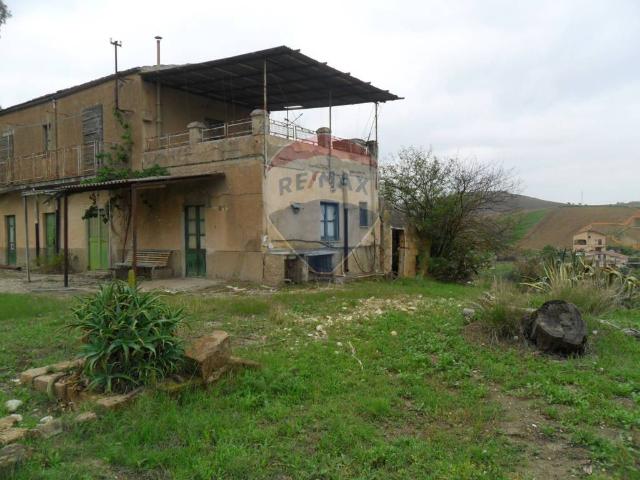 Rustico in vendita a Caltanissetta, Sicilia
