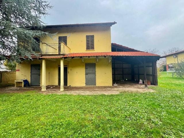 Villa Indipendente in vendita a Piemonte, Novara