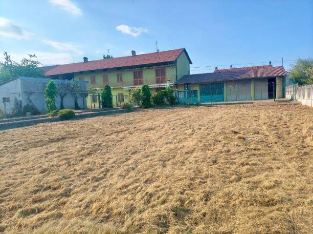 Rustico in vendita a Arè, Piemonte