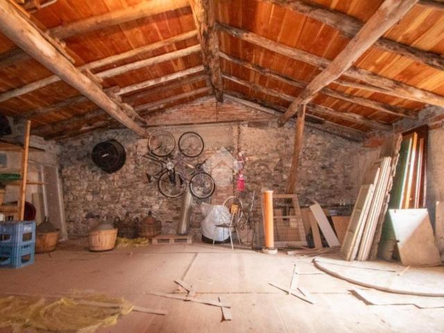Rustico in vendita a Calvagese Della Riviera, Lombardia