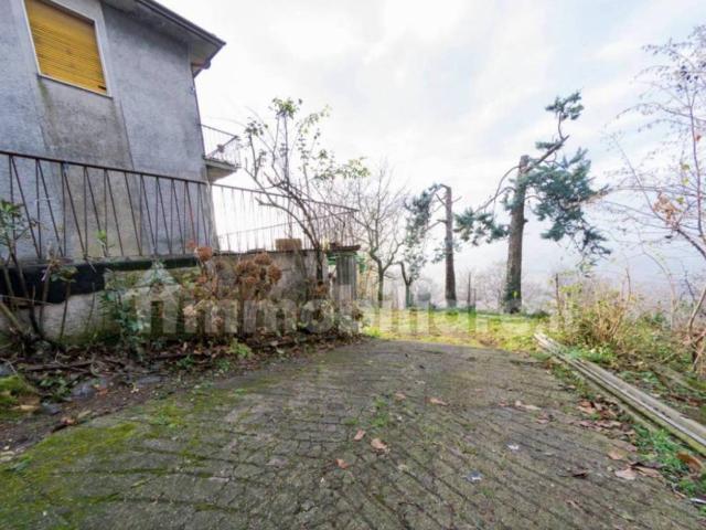 Rustico in vendita a Calvagese Della Riviera, Lombardia
