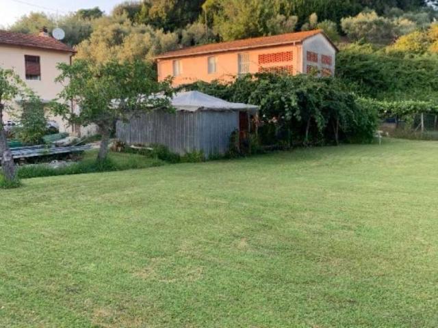 Rustico in vendita a località Fillungo, Camaiore