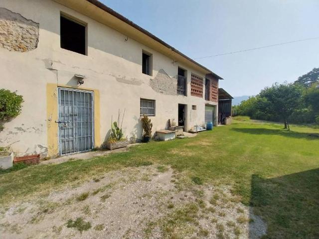 Rustico in vendita a Caravello, Camaiore