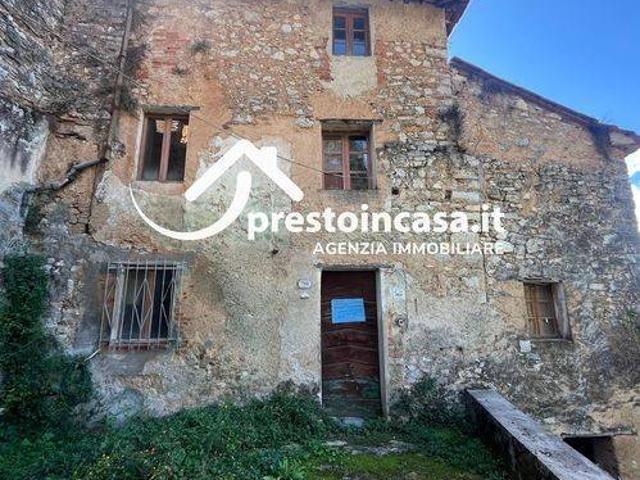 Rustico in vendita a Camaiore, Toscana