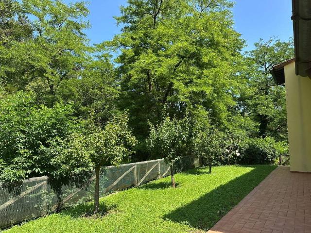 Rustico in vendita a Brentaccio, Camaiore