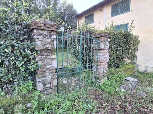 Rustico in vendita a Marignana, Camaiore