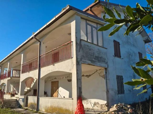 Rustico in vendita a Marche, Ancona