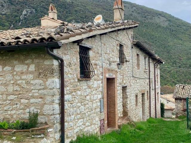 Rustico in vendita a Marche, Macerata