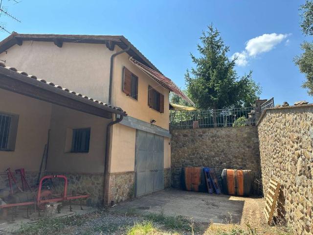 Rustico in vendita a Campagnatico, Toscana