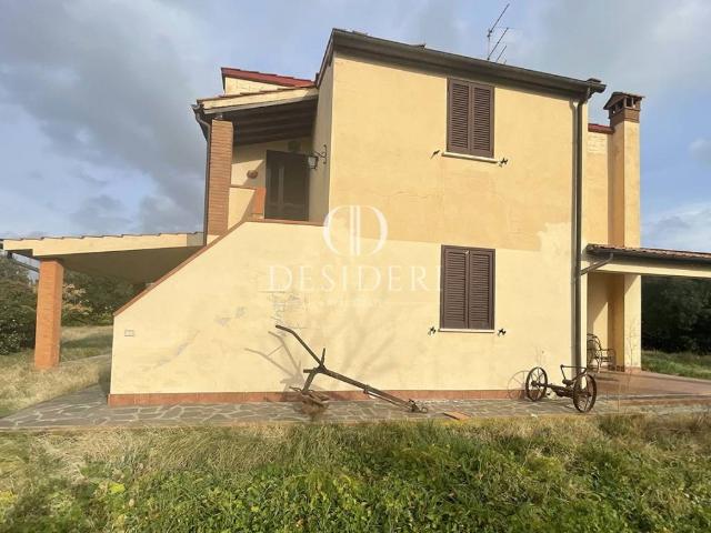 Rustico in vendita a Campagnatico, Toscana