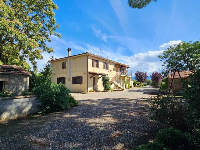 Rustico in vendita a Campagnatico, Toscana