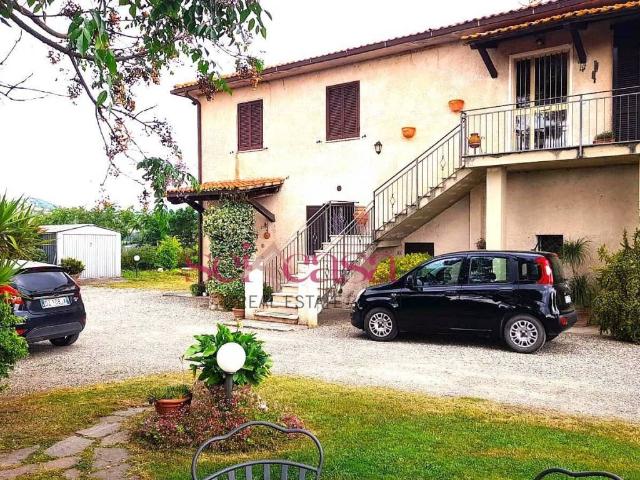 Rustico in vendita a Campagnatico, Toscana