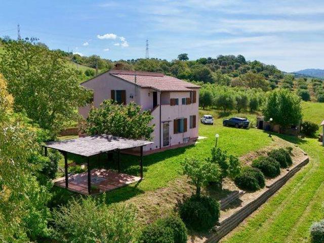 Rustico in vendita a Campagnatico, Toscana