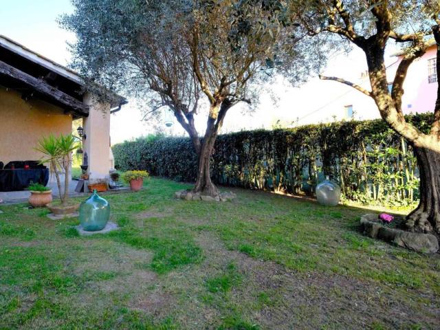Rustico in vendita a San Martino, Campi Bisenzio