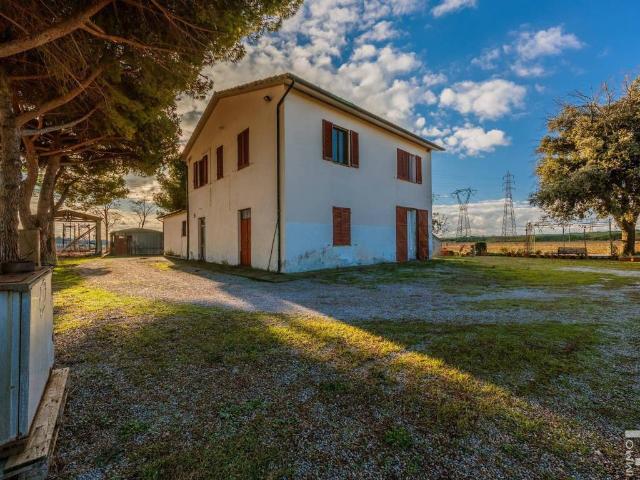 Rustico in vendita a Campiglia Marittima, Toscana