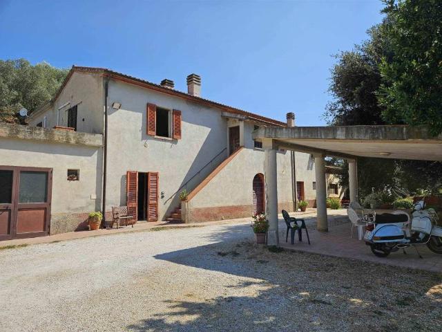 Rustico in vendita a Campiglia Marittima, Toscana