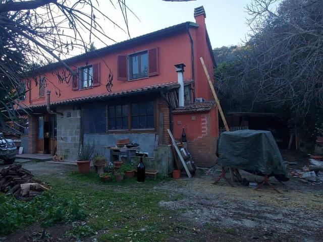 Rustico in vendita a Campiglia Marittima, Toscana