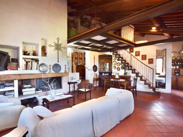 Rustico in vendita a Venturina Terme, Campiglia Marittima