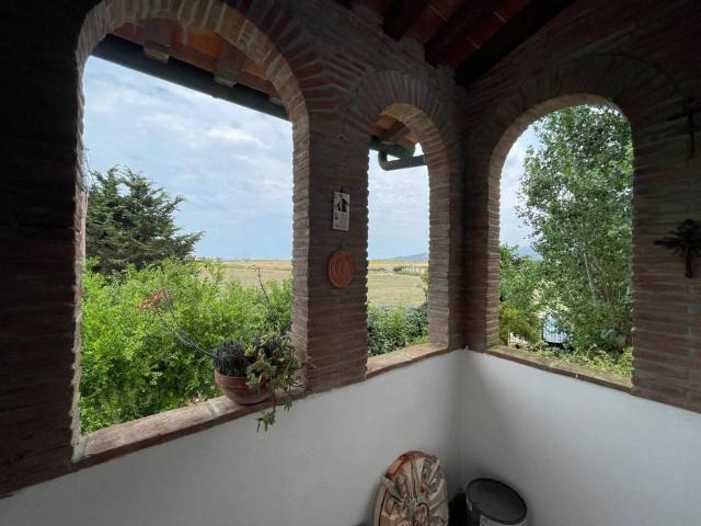 Rustico in vendita a Campiglia Marittima, Toscana