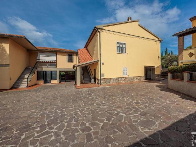 Rustico in vendita a Venturina Terme, Campiglia Marittima