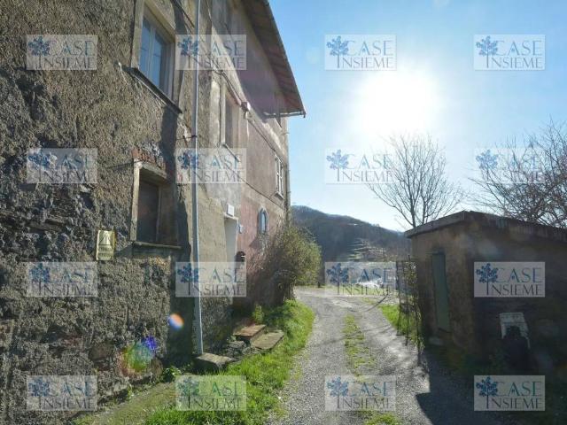 Rustico in vendita a Cascina Pratomarro, Campo Ligure