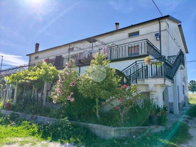 Rustico in vendita a Campobasso, Molise