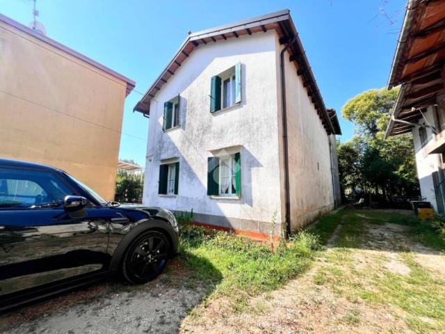 Rustico in vendita a Bressa / Bresse, Campoformido / Cjampfuarmit