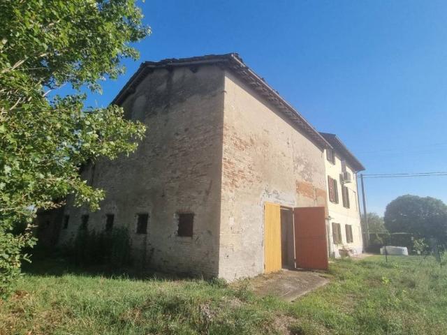 Rustico in vendita a Unione delle Terre d'Argine, Campogalliano
