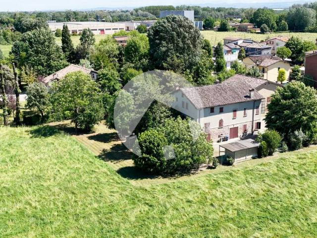 Rustico in vendita a Unione delle Terre d'Argine, Campogalliano