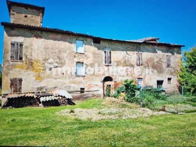 Rustico in vendita a Unione delle Terre d'Argine, Campogalliano