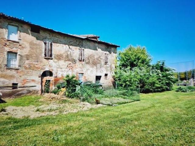 Rustico in vendita a Unione delle Terre d'Argine, Campogalliano