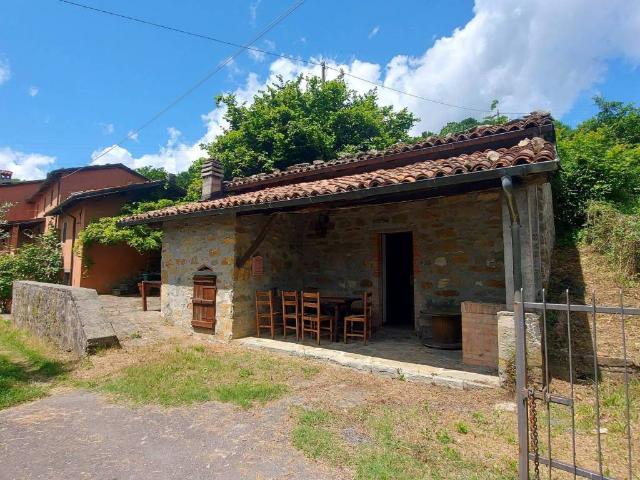 Rustico in vendita a Unione Comuni Garfagnana, Camporgiano