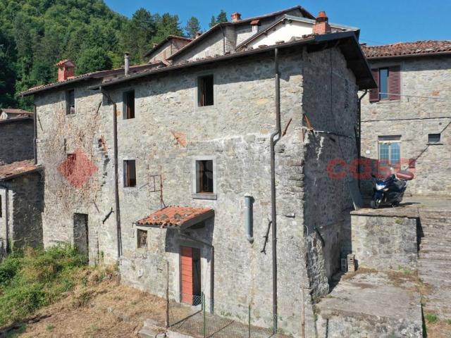 Rustico in vendita a Unione Comuni Garfagnana, Camporgiano