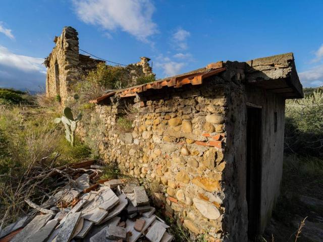 Rustico in vendita a Camporosso, Liguria