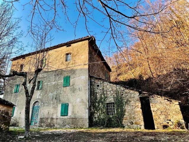 Rustico in vendita a Unione dell'Alto Reno, Camugnano