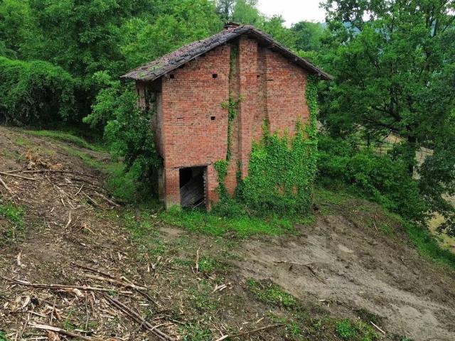 Rustico in vendita a Piemonte, Asti