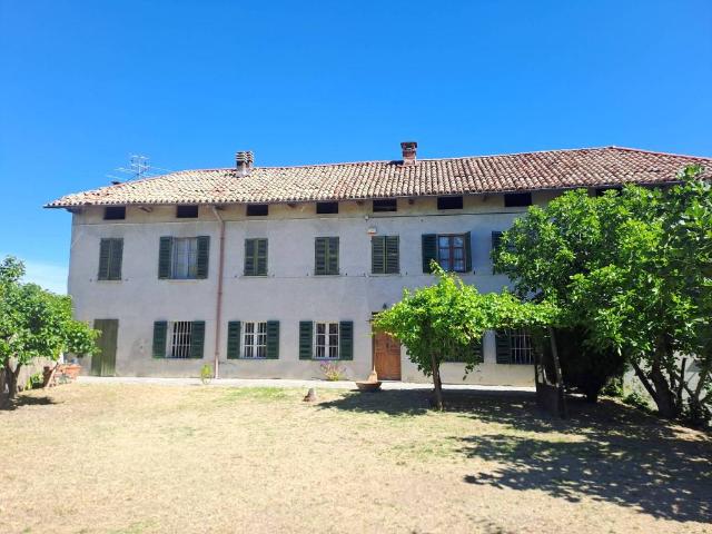 Rustico in vendita a Piemonte, Asti