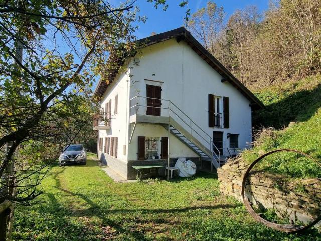 Rustico in vendita a Piemonte, Asti