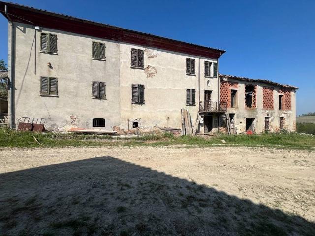 Rustico in vendita a Piemonte, Asti