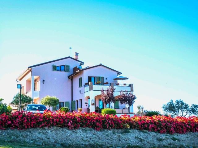 Rustico in vendita a Cannara, Umbria