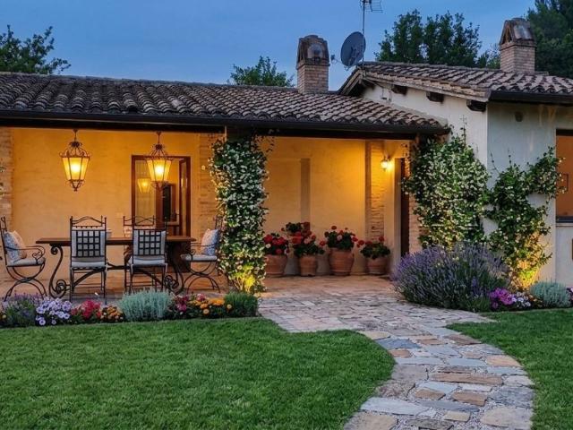 Rustico in vendita a Bettona, Umbria