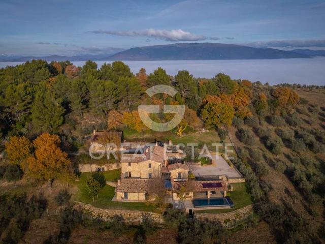 Rustico in vendita a Cannara, Umbria